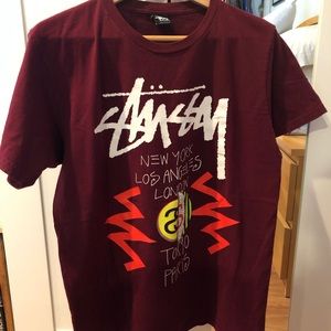 Men’s burgundy Stussy T-shirt